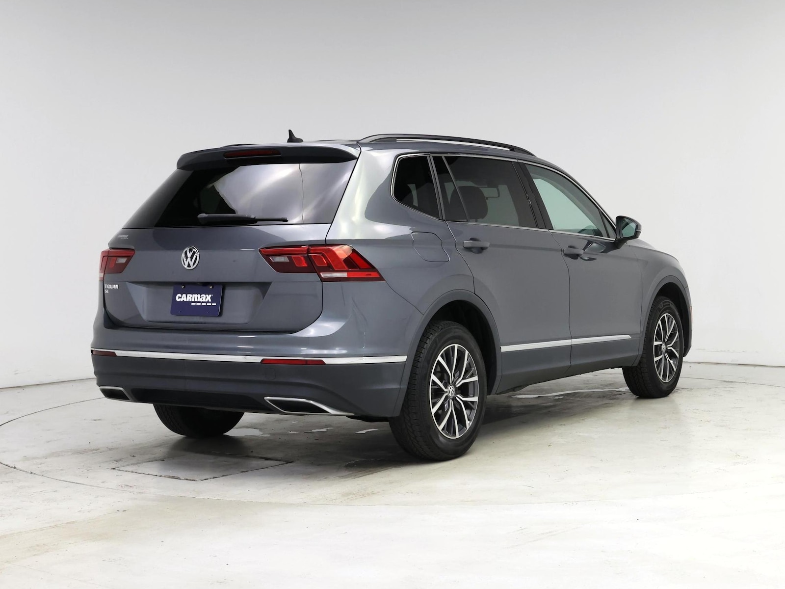 2020 Volkswagen Tiguan SE - Photo 9