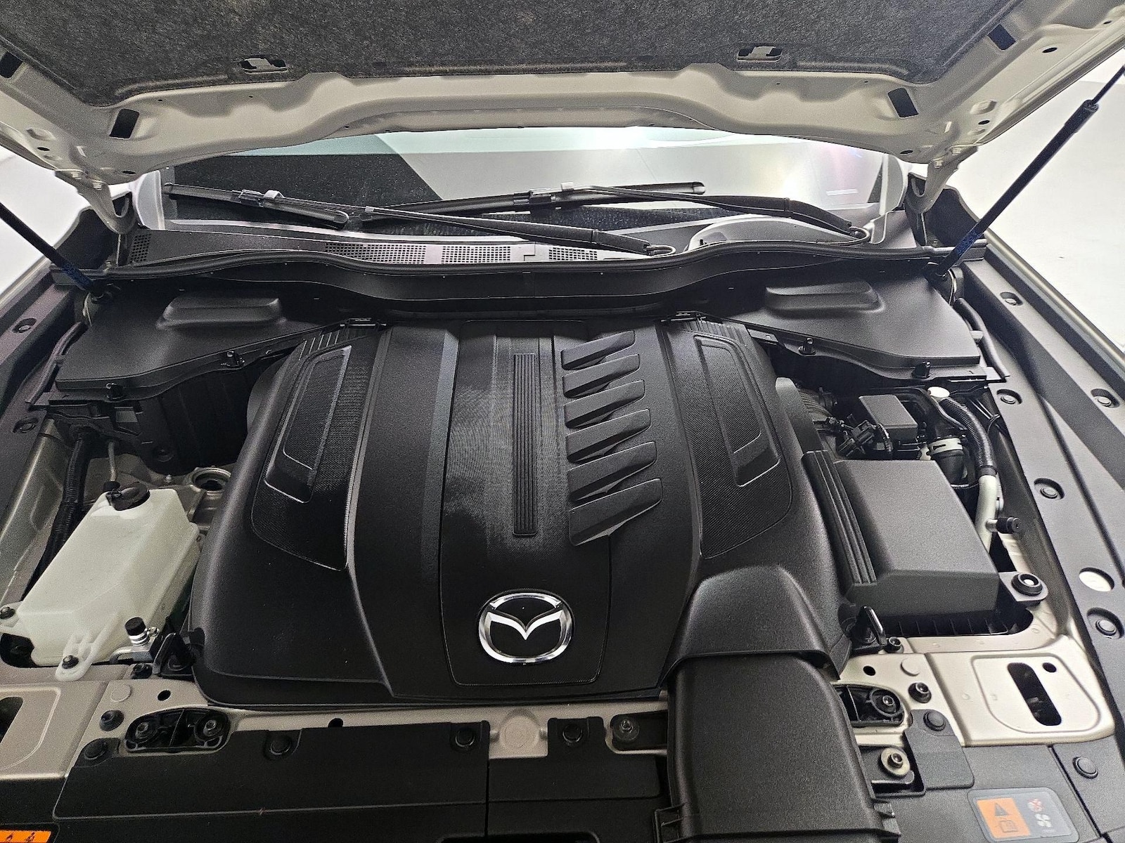 2025 Mazda CX-90 Premium Plus Package - Photo 24