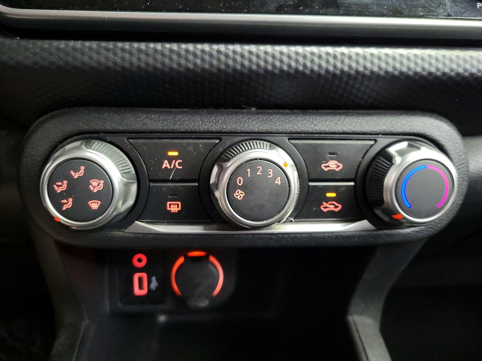 2023 Nissan Kicks S - Photo 17