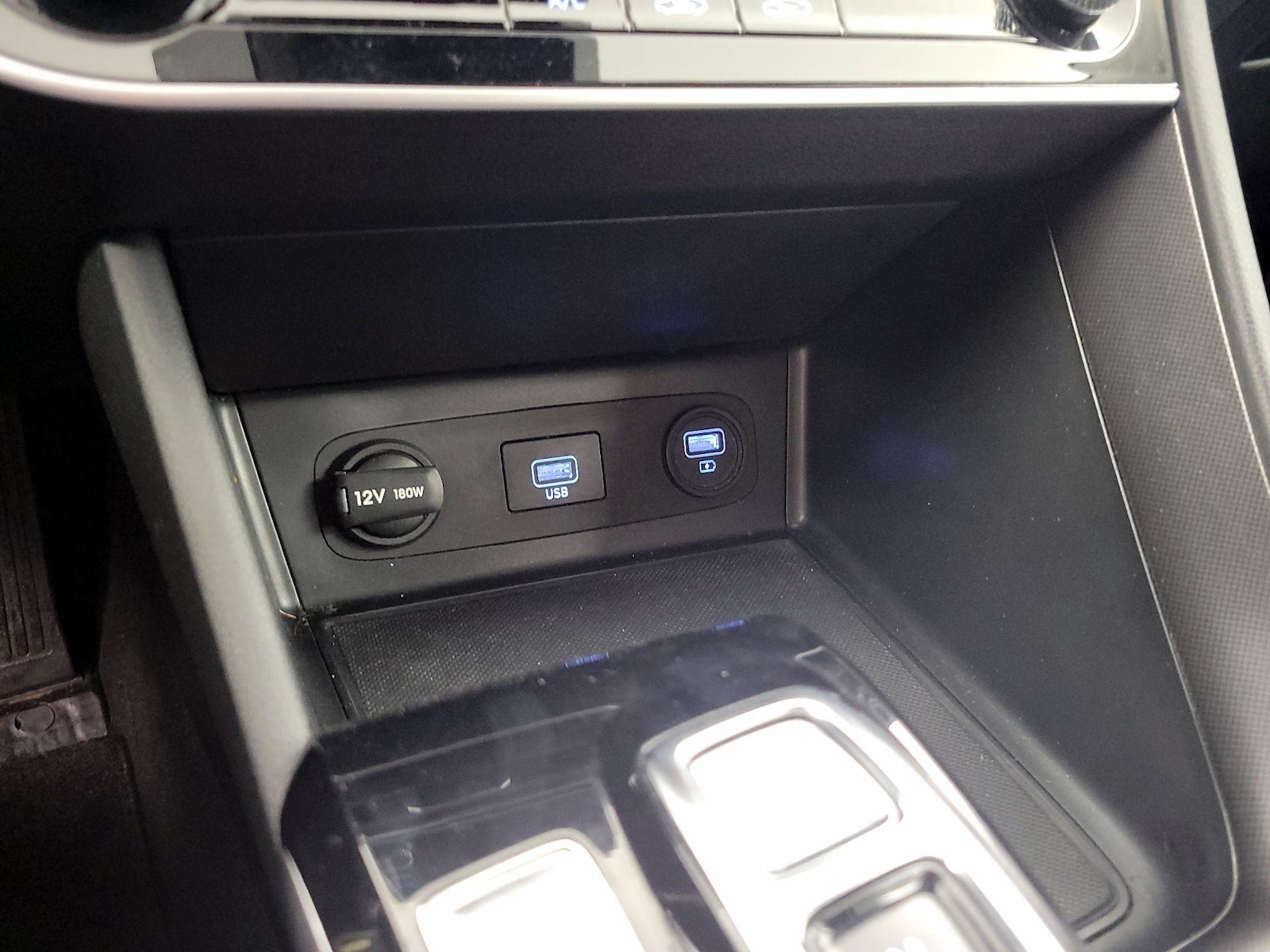 2023 Hyundai Sonata SE - Photo 19