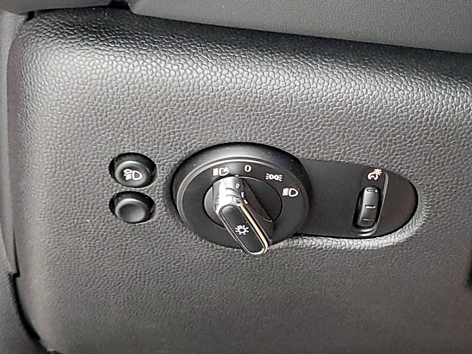 2022 MINI Hardtop 4 Door S - Photo 14