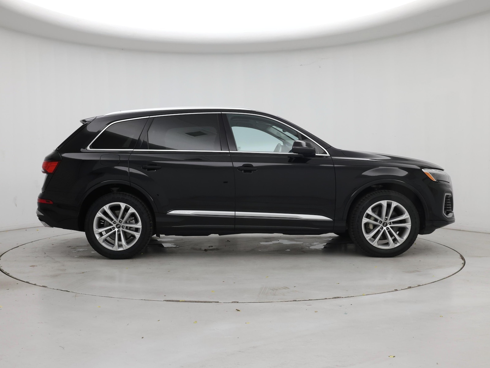 2025 Audi Q7 Premium Plus - Photo 8