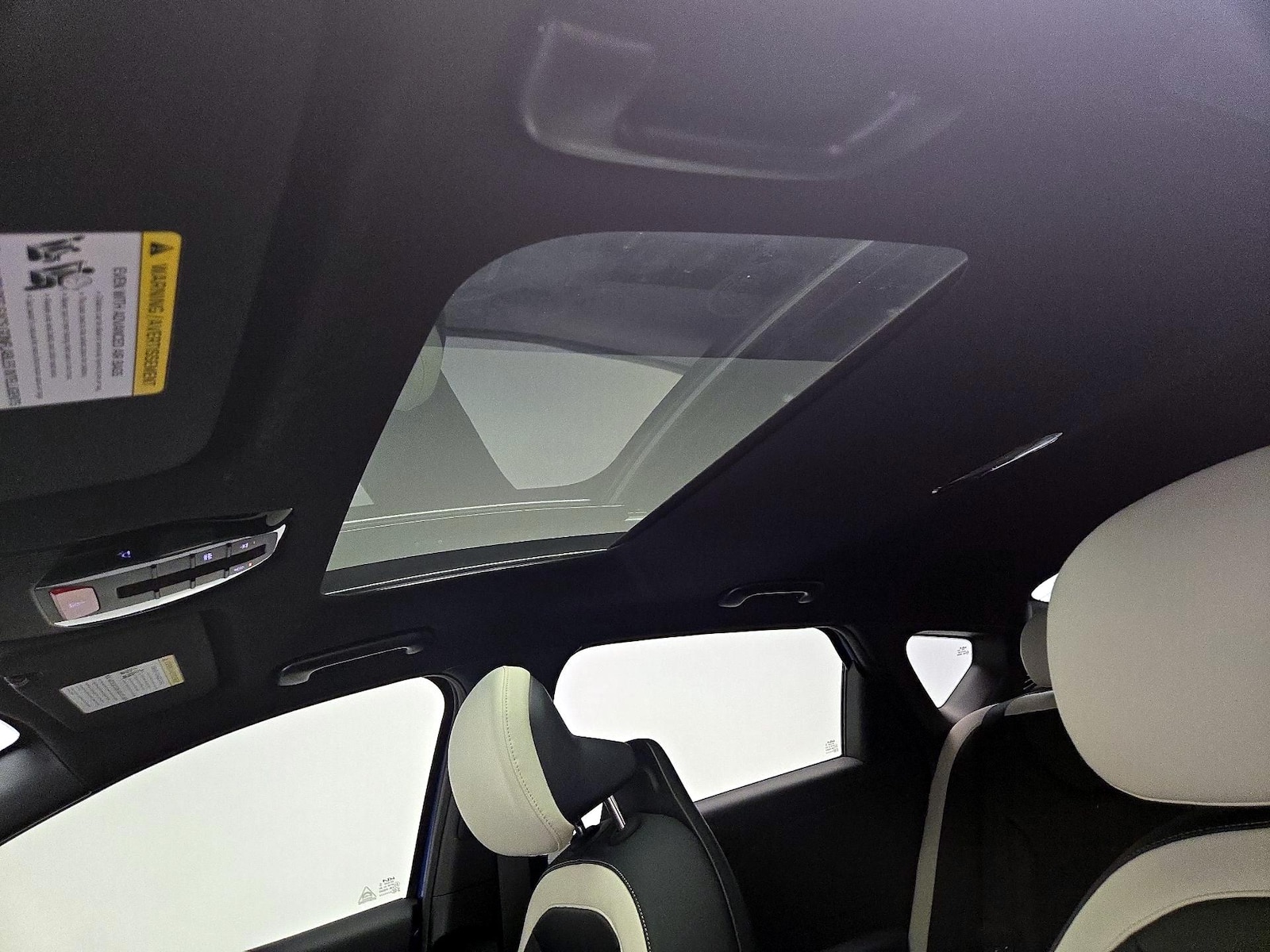 Sunroof(s) & Overhead Airbags