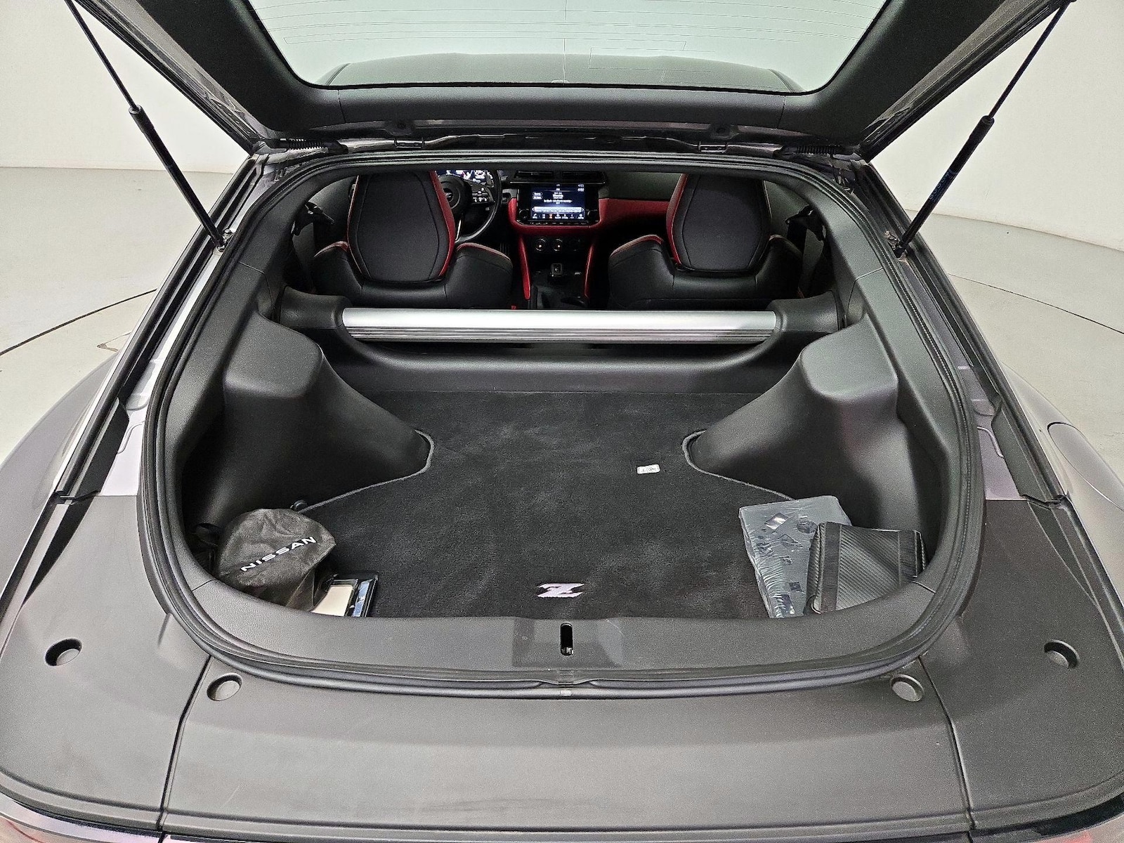 2025 Nissan Z Performance - Photo 21