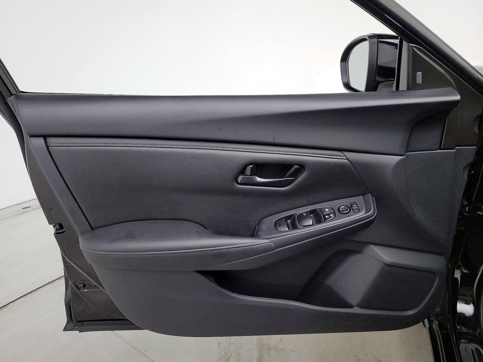 2025 Nissan Sentra S - Photo 13