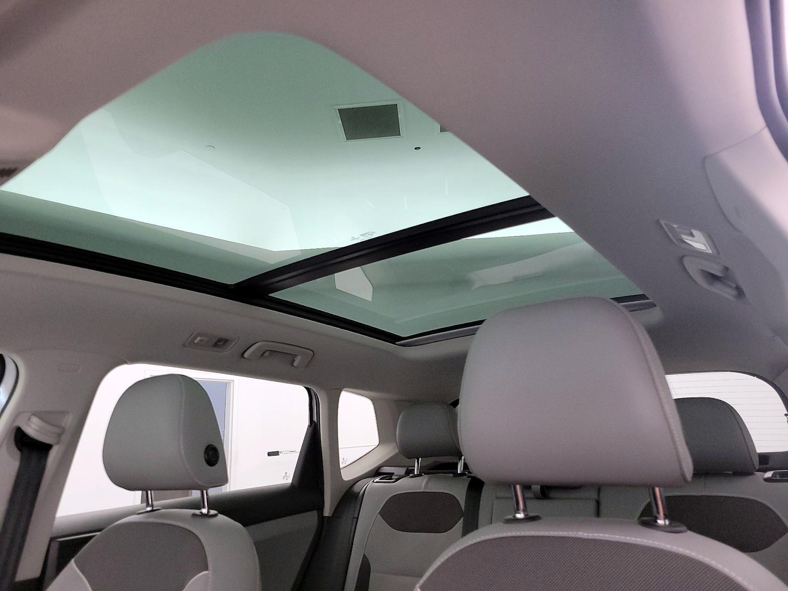 Panoramic Sunroof