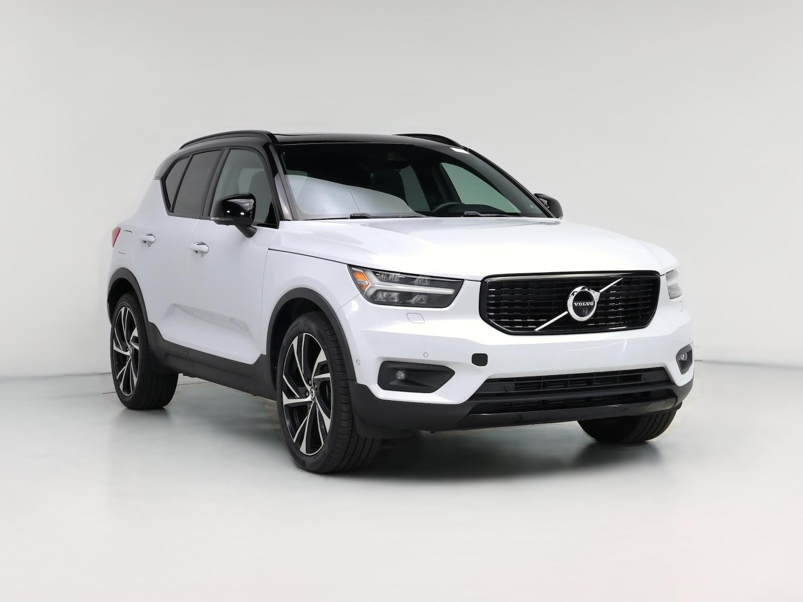 2020 Volvo XC40 R-Design - Photo 1