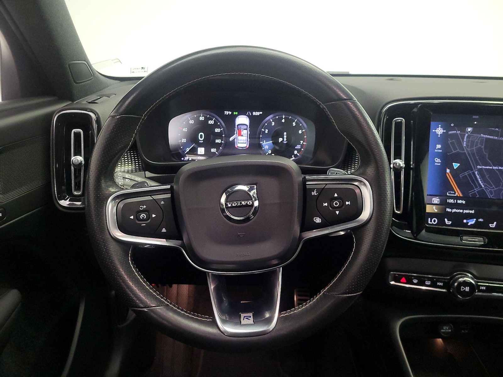 2020 Volvo XC40 R-Design - Photo 11