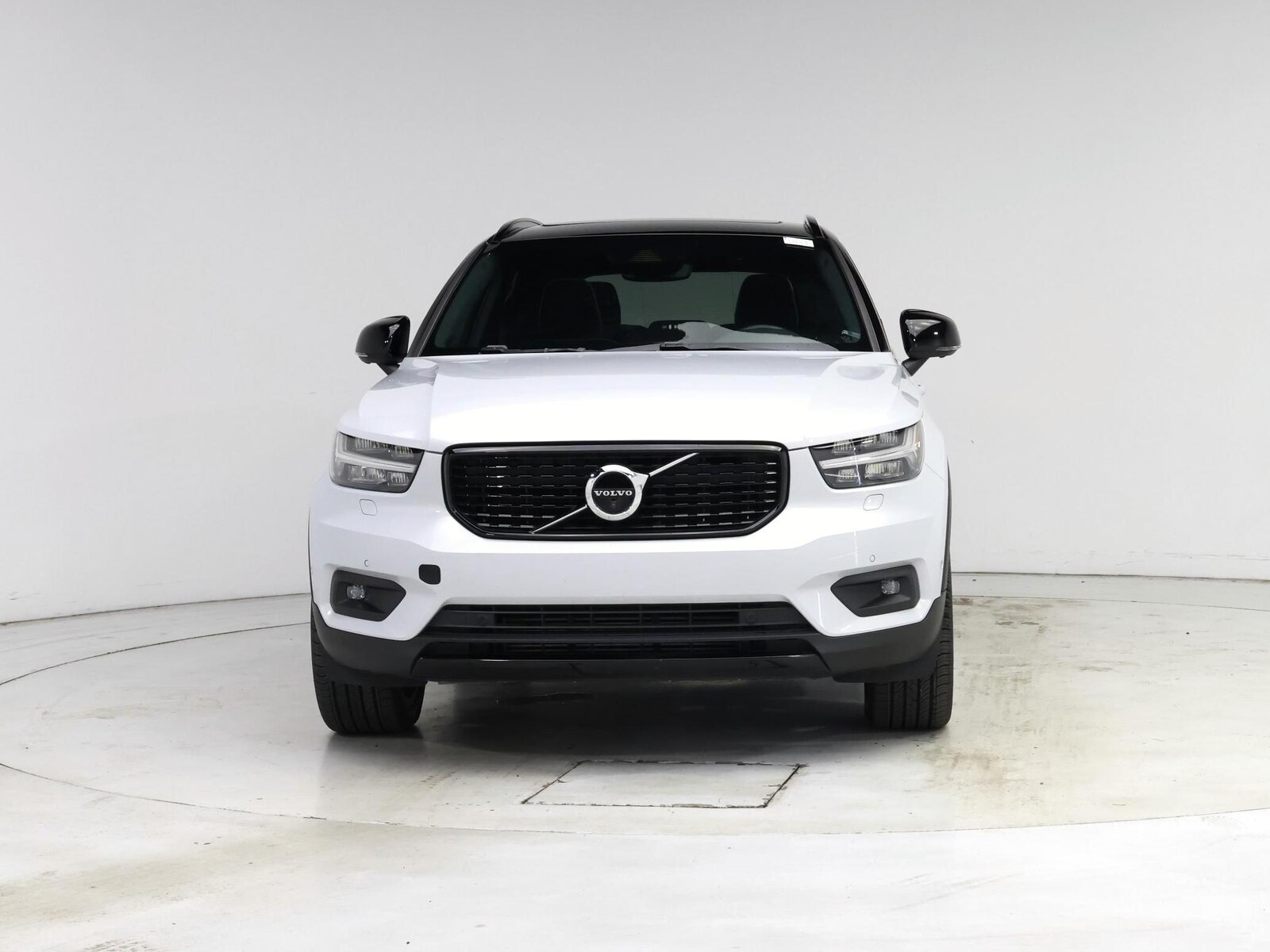 2020 Volvo XC40 R-Design - Photo 6