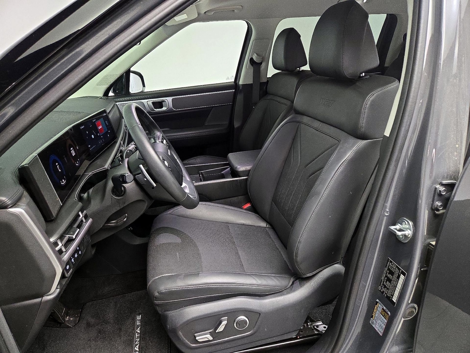 2025 Hyundai Santa Fe XRT - Photo 12