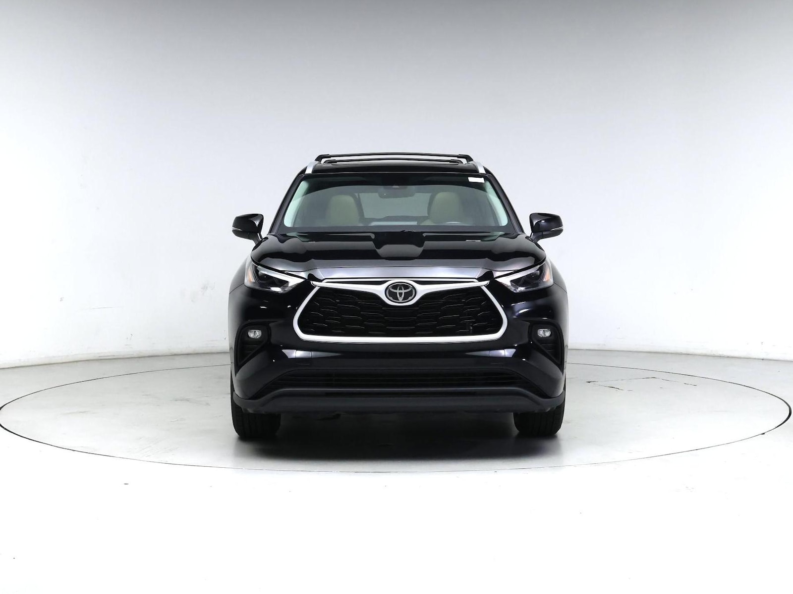 2022 Toyota Highlander XLE - Photo 6