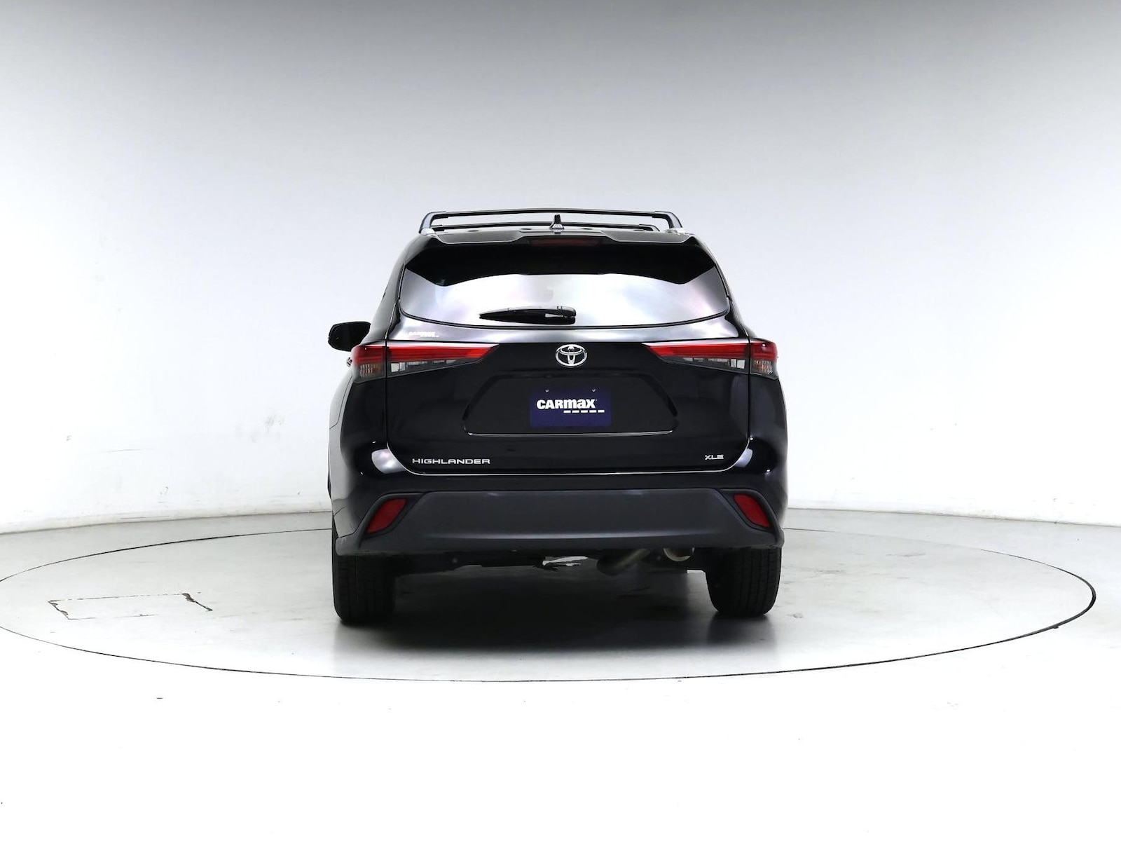 2022 Toyota Highlander XLE - Photo 7