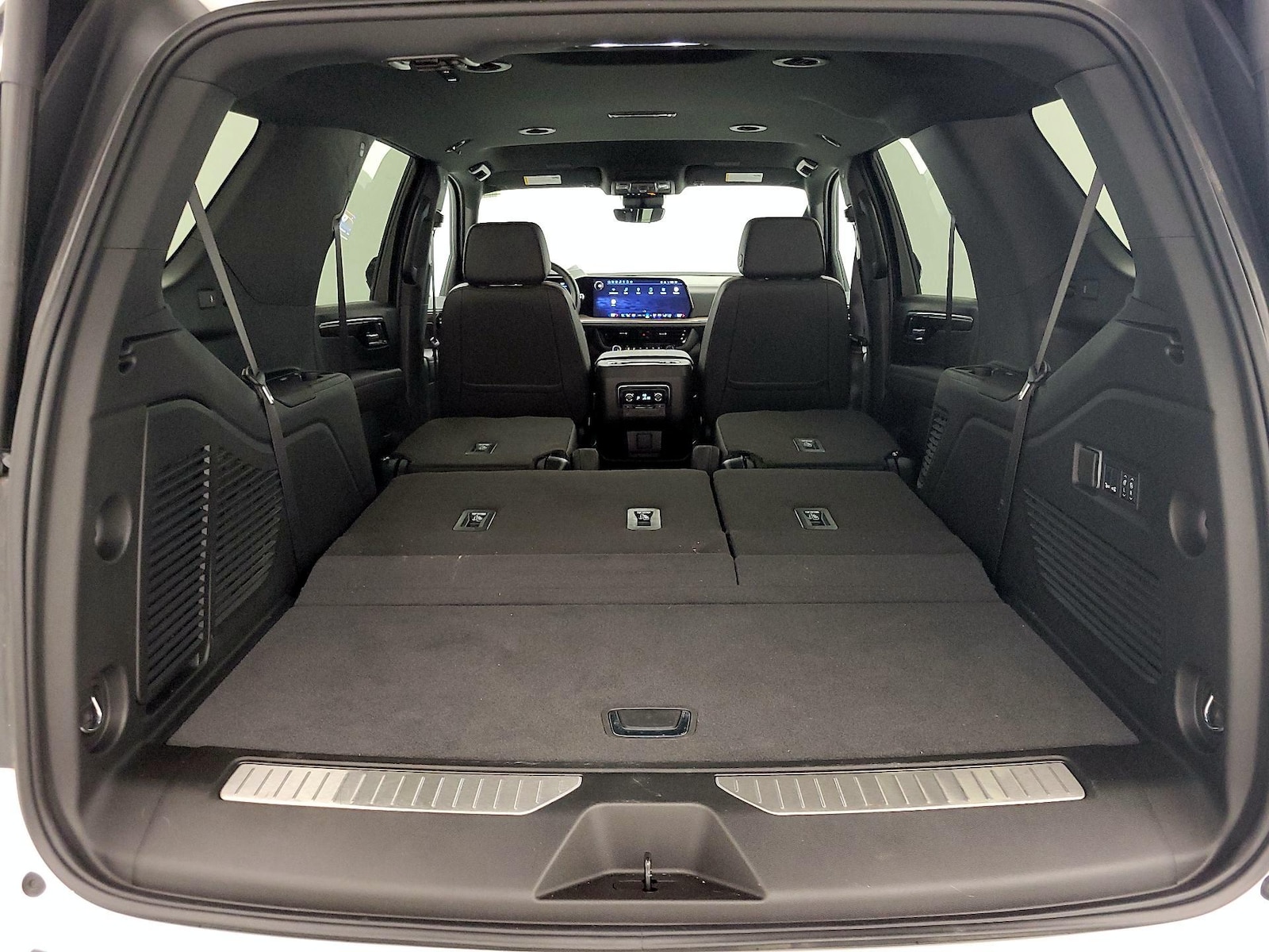 2025 Chevrolet Tahoe High Country - Photo 23