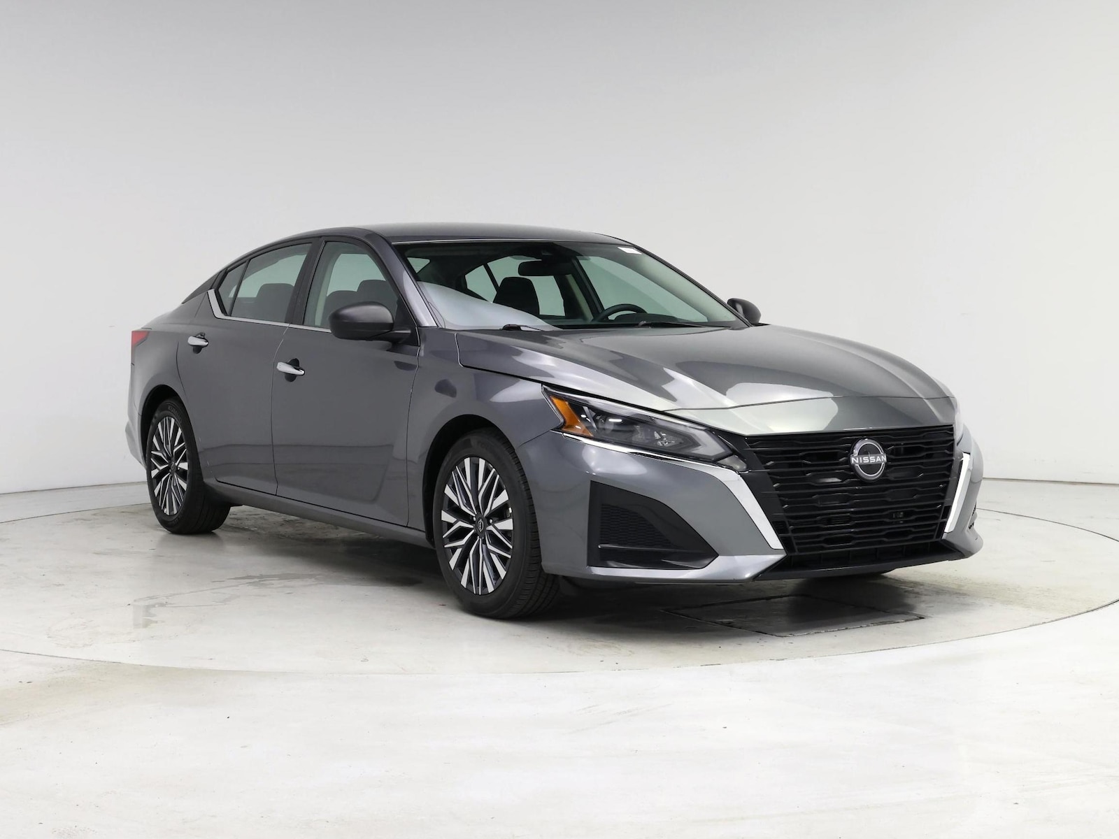 2025 Nissan Altima SV - Photo 2