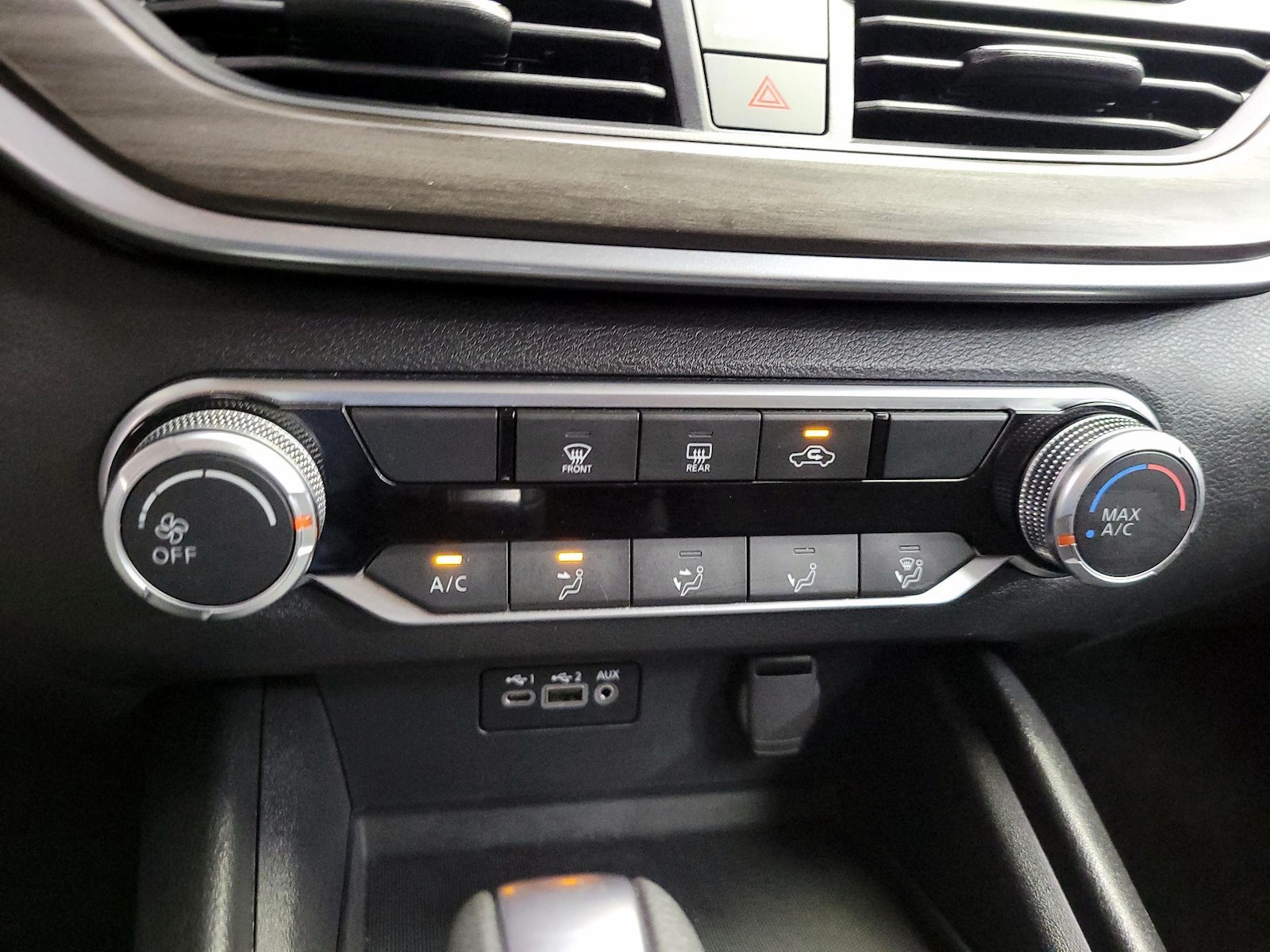2025 Nissan Altima SV - Photo 17