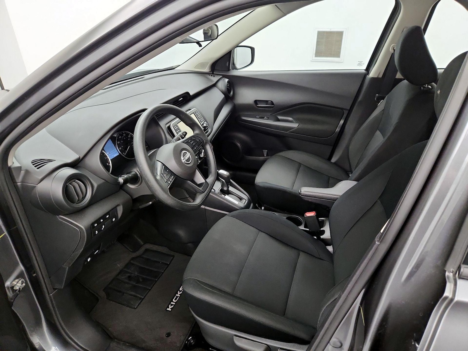 2025 Nissan KICKS PLAY Base - Photo 12