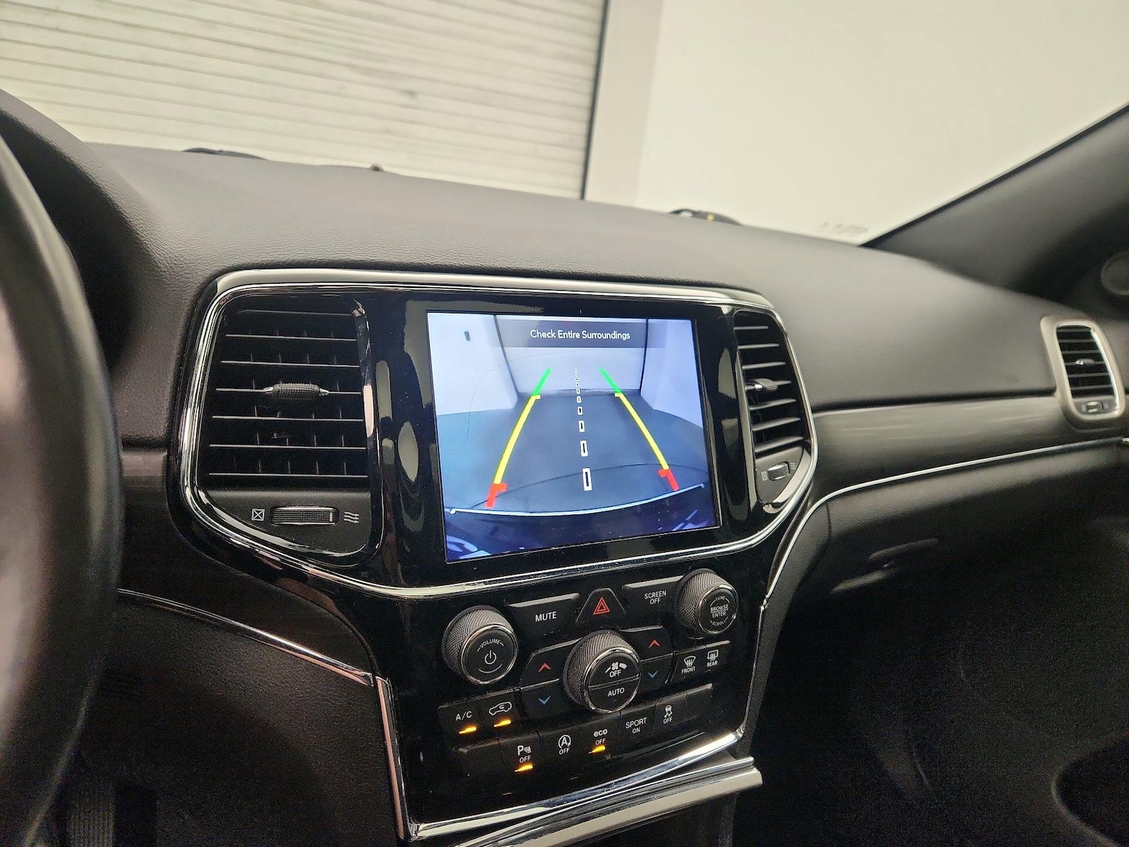 2020 Jeep Grand Cherokee Limited - Photo 15
