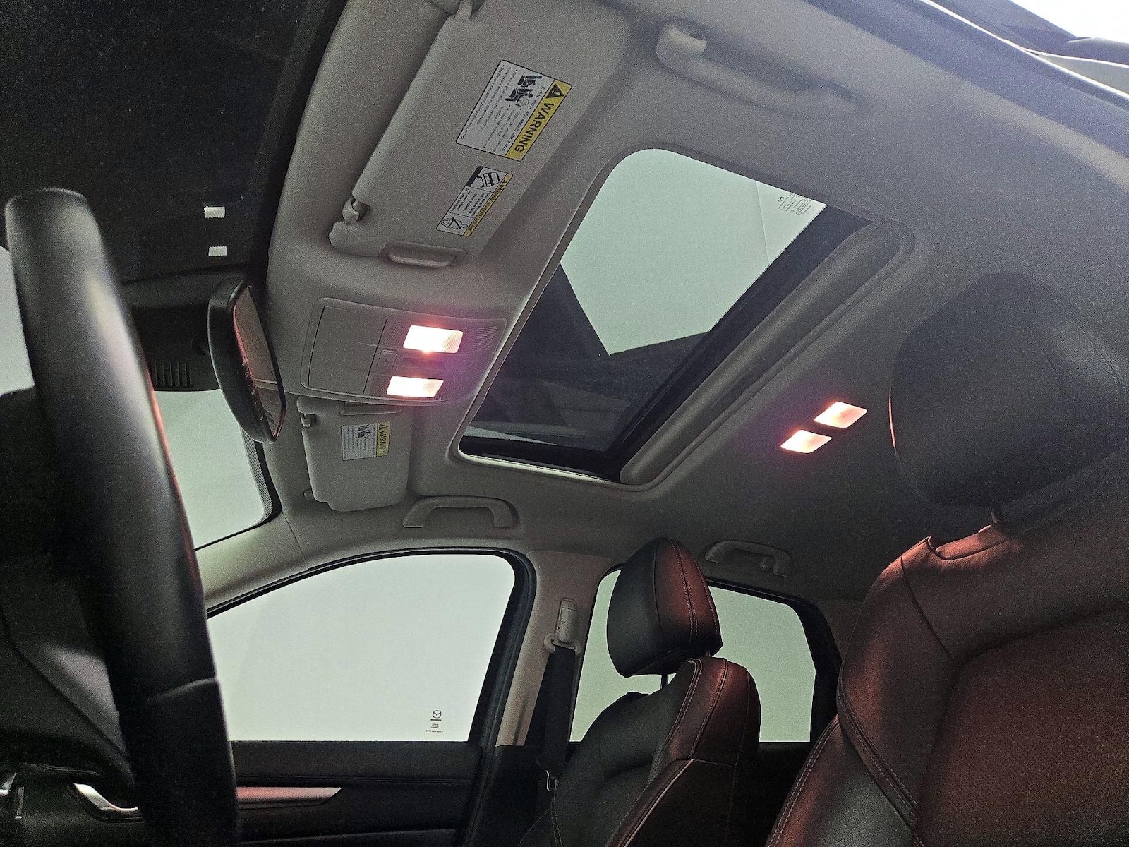 Sunroof(s) & Overhead Airbags