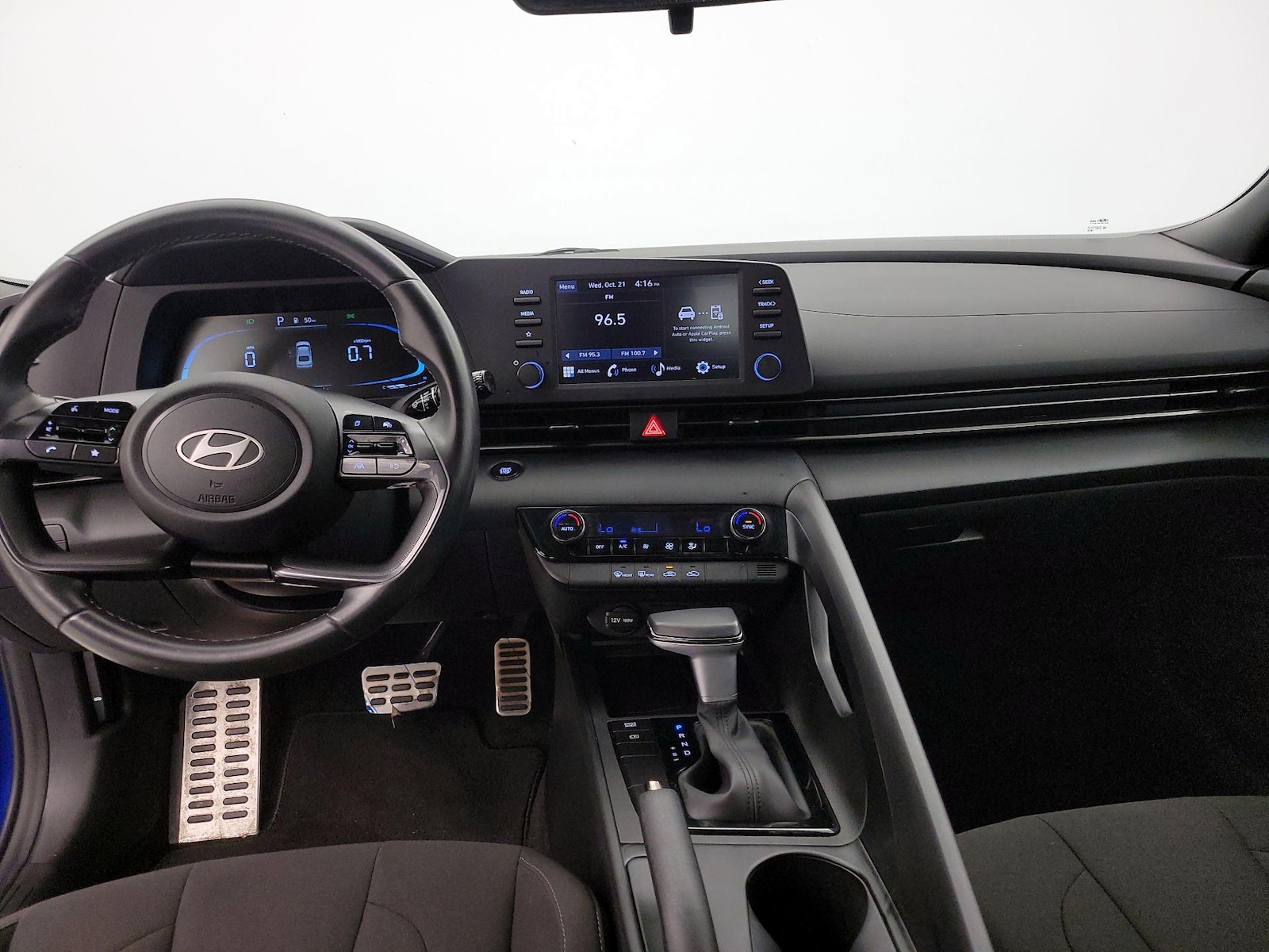 Apple CarPlay® & Android Auto™