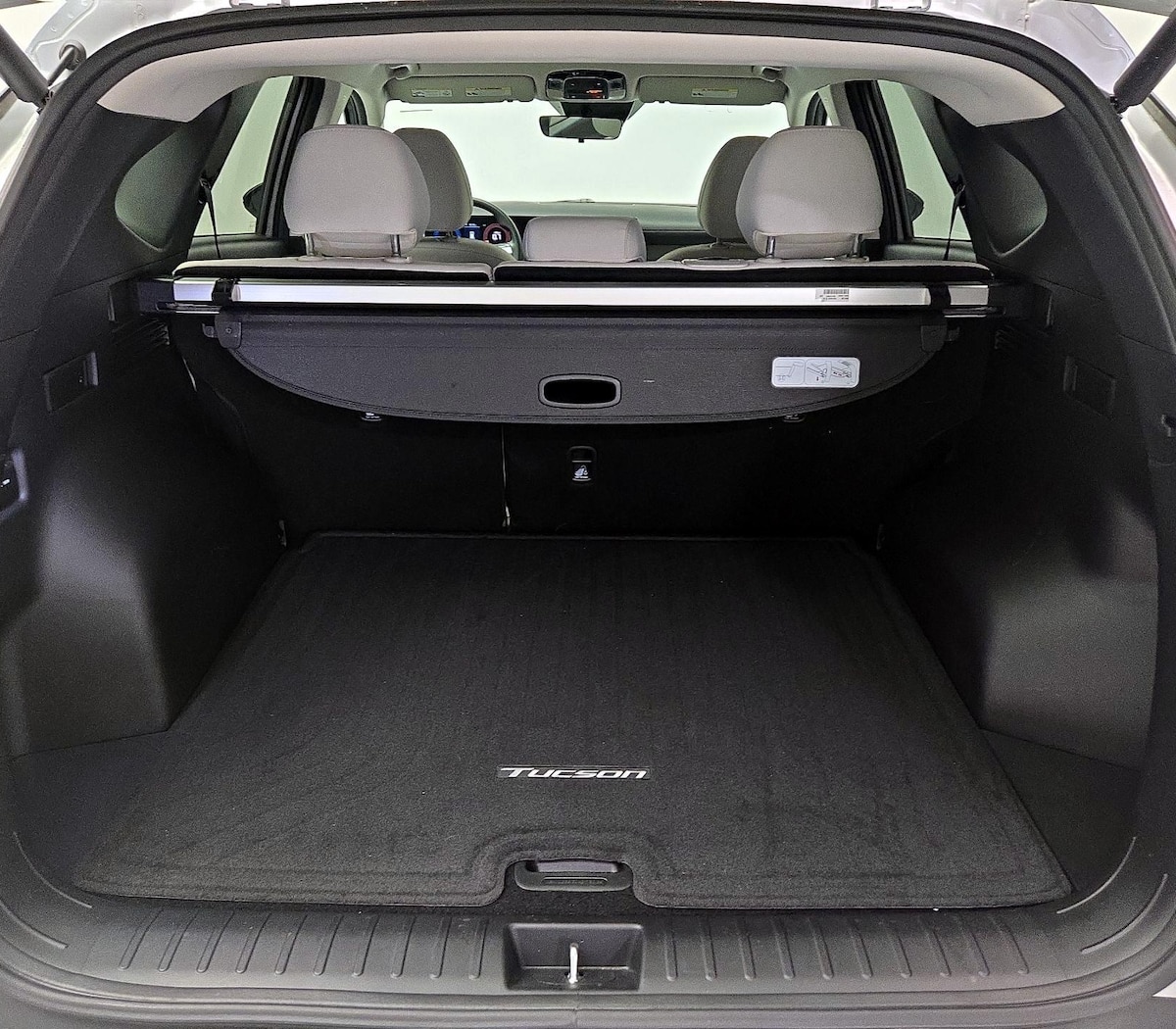 Trunk/Cargo (Seats Up)