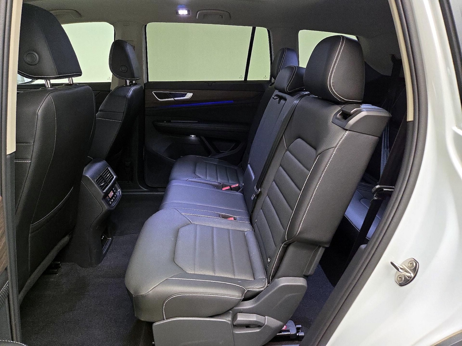 Rear Air Conditioning