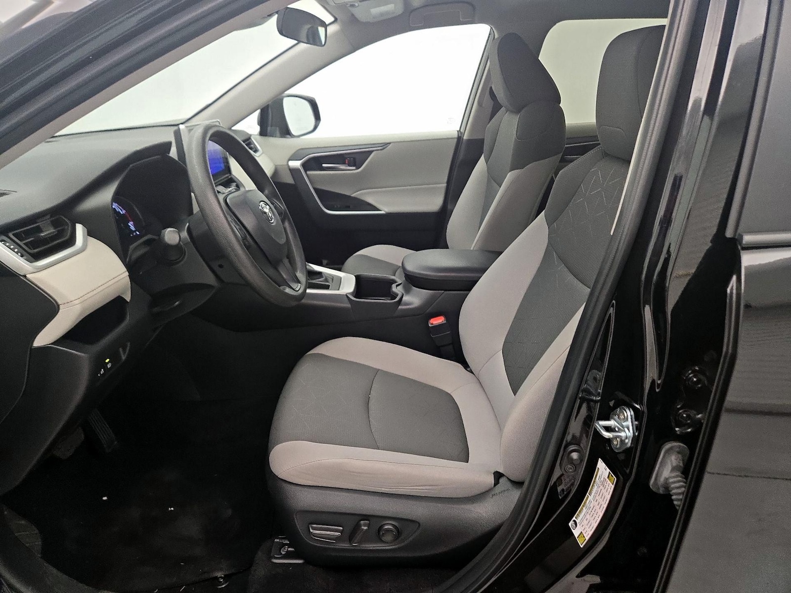 Power Seat(s) & Side Airbags