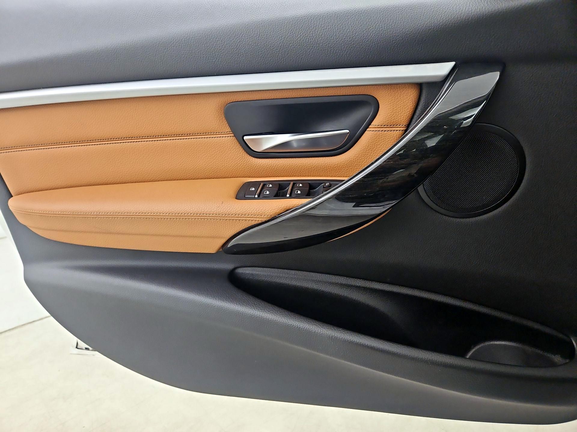 Thumbnail: 2018 BMW 3 Series - 12