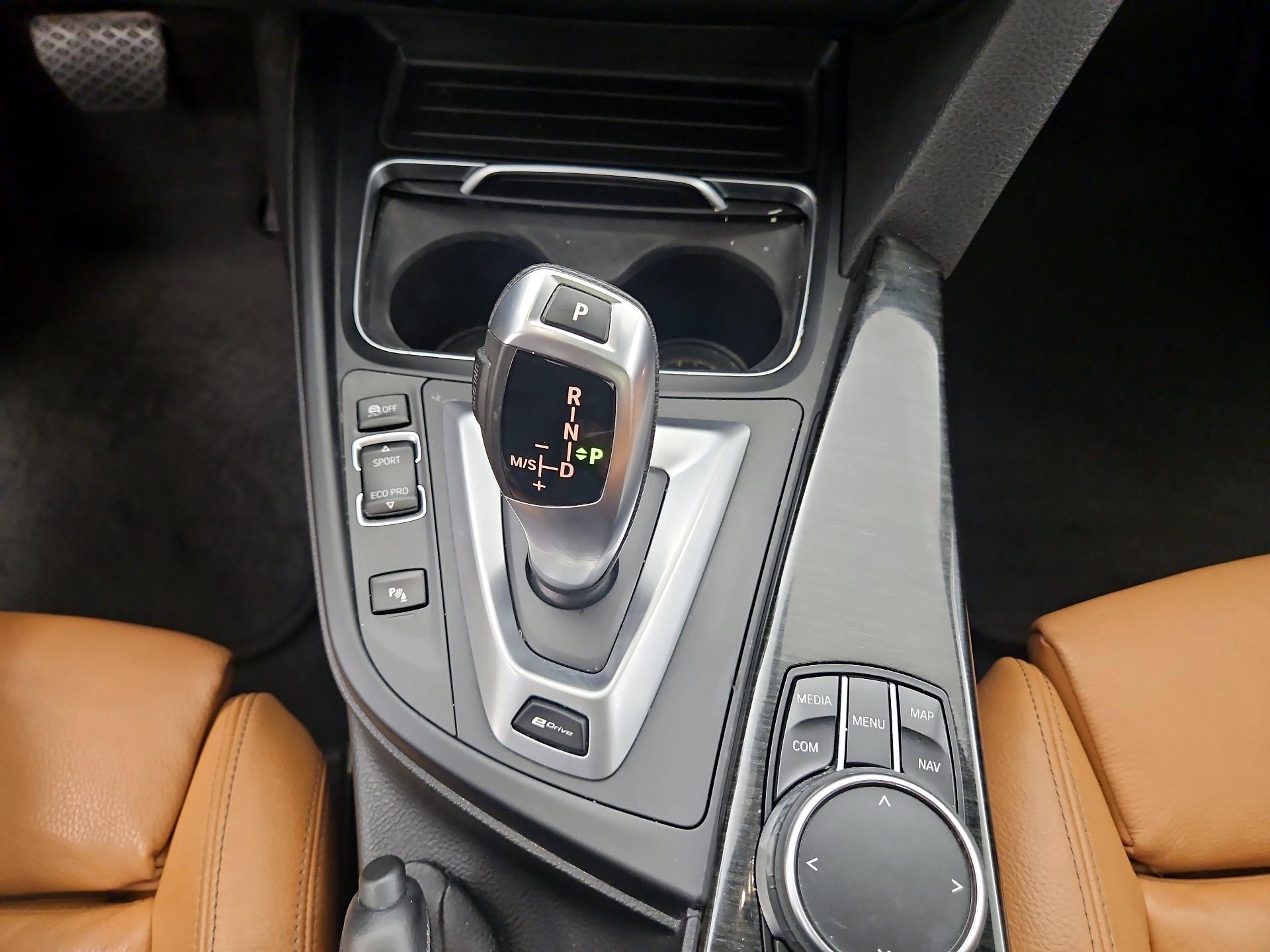 Thumbnail: 2018 BMW 3 Series - 18