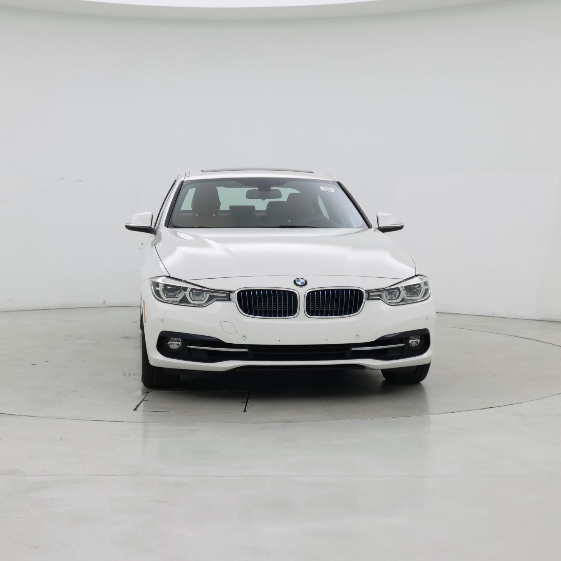 Thumbnail: 2018 BMW 3 Series - 5