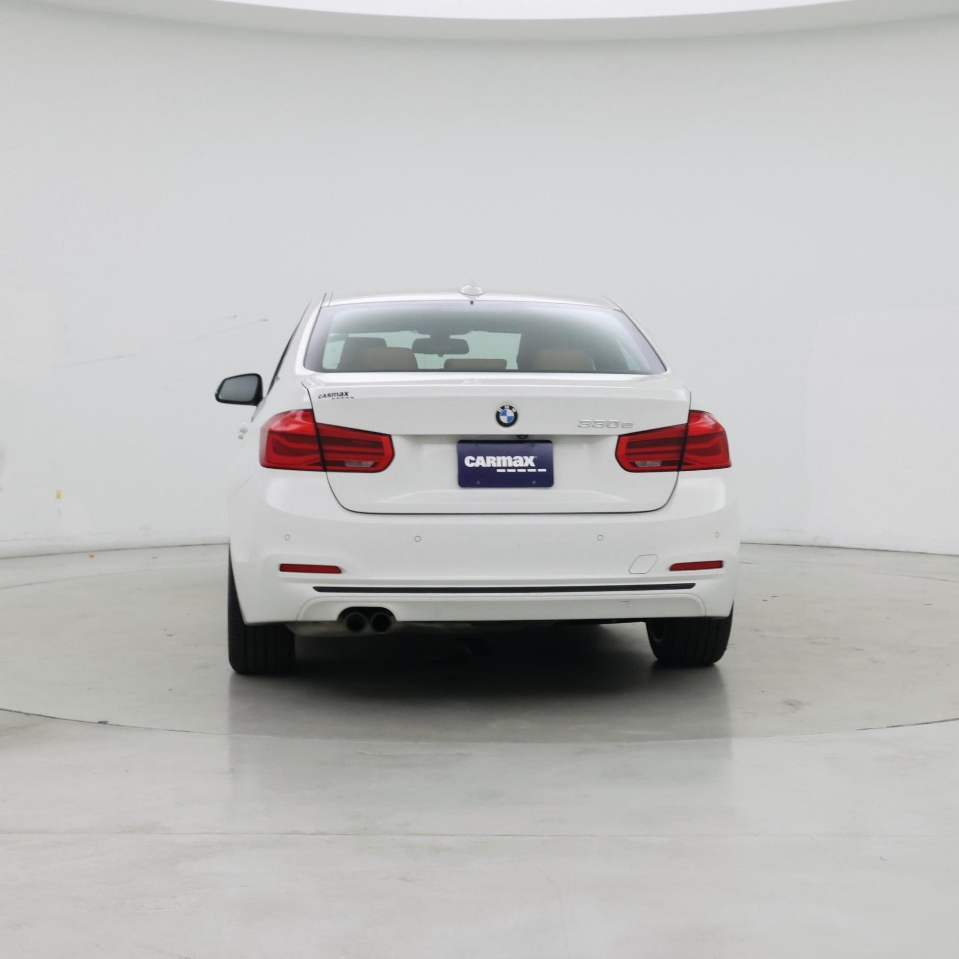 Thumbnail: 2018 BMW 3 Series - 6