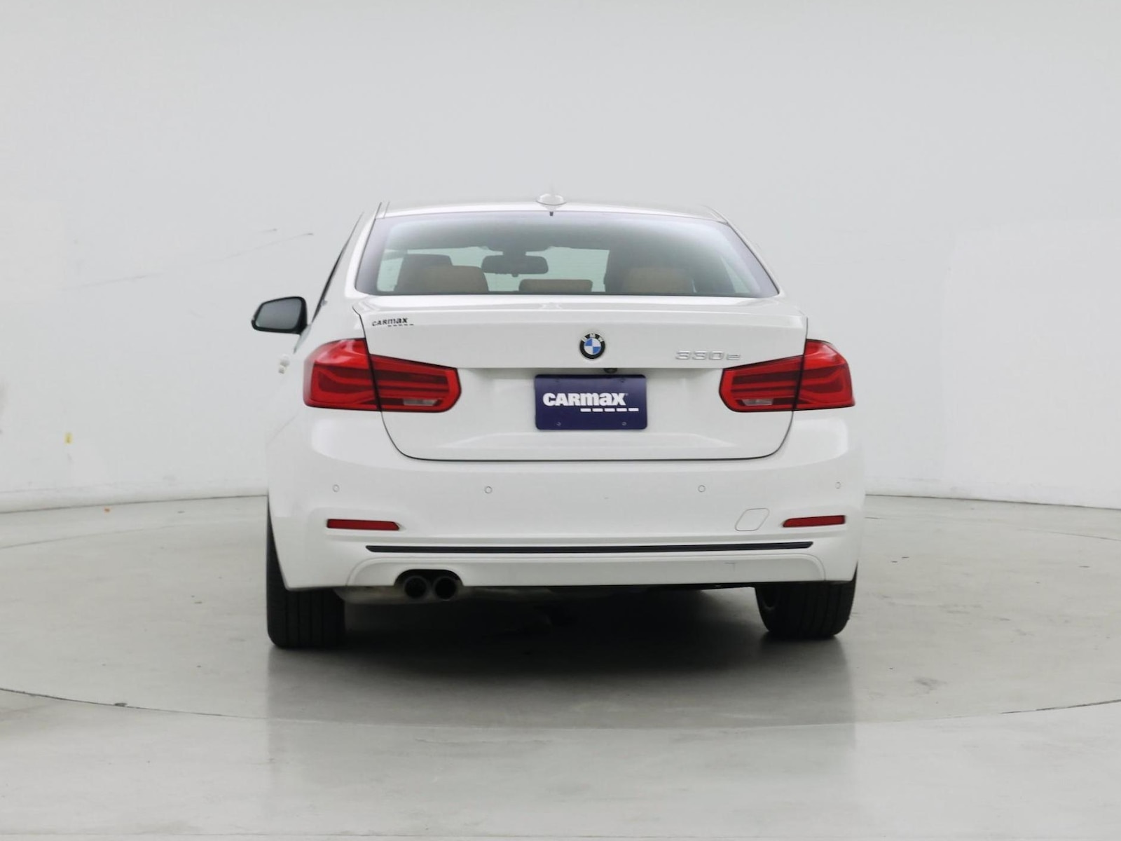2018 BMW 3 Series 330e - Photo 7