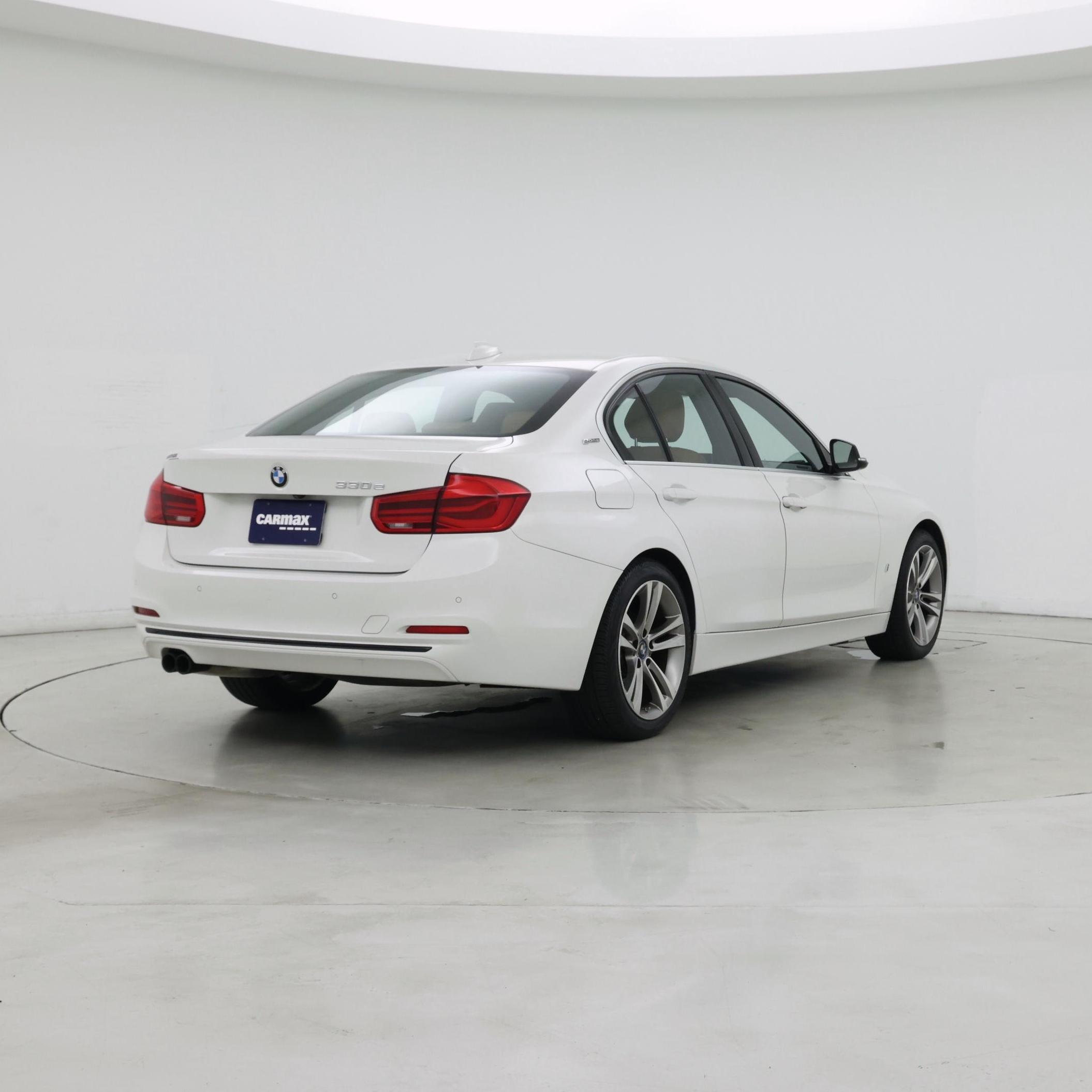 Thumbnail: 2018 BMW 3 Series - 8