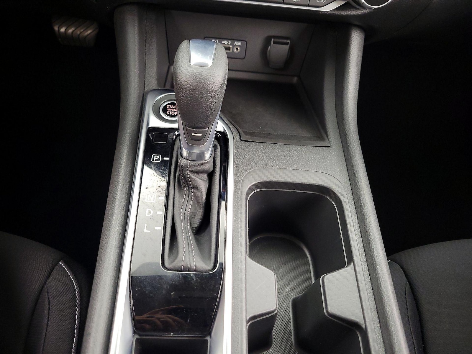 2020 Nissan Sentra SV - Photo 18