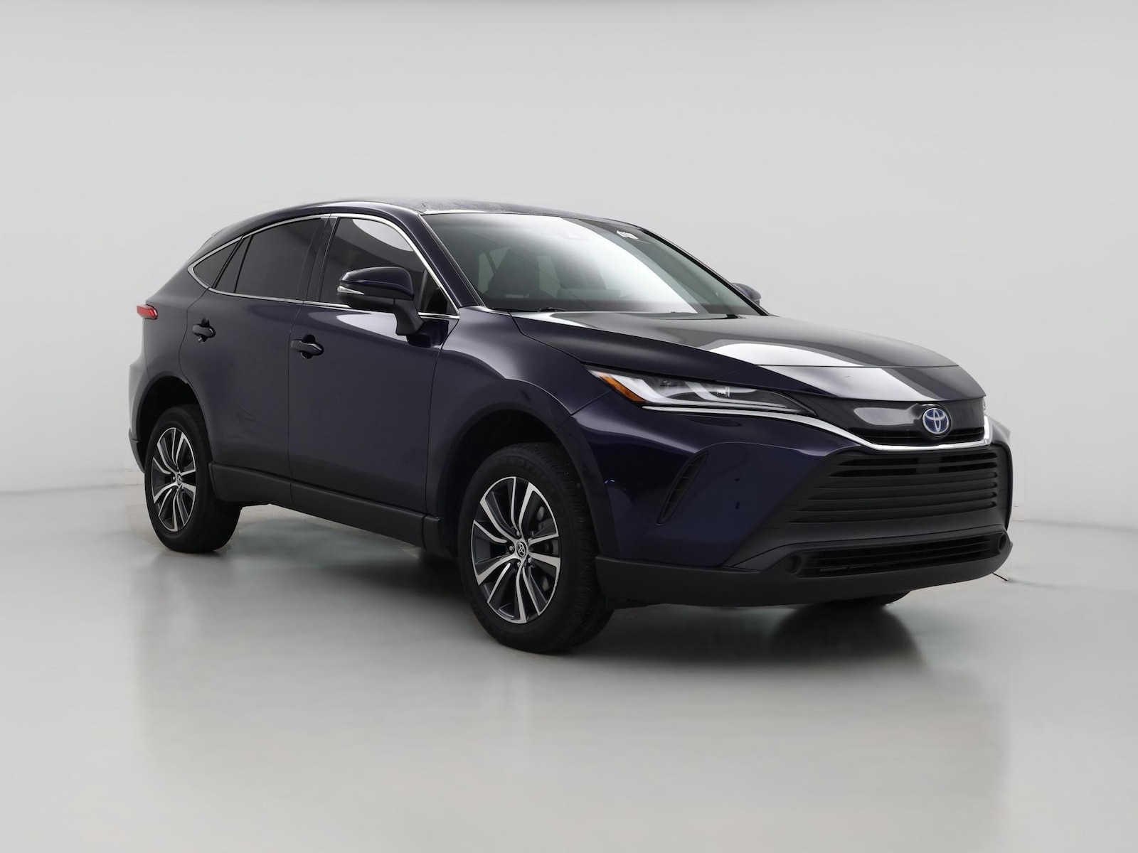 2024 Toyota Venza LE - Photo 1