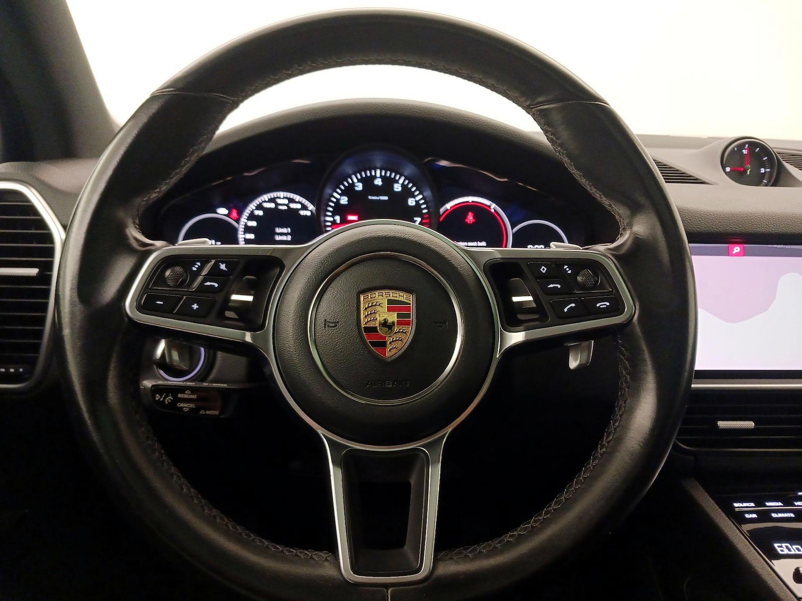 2021 Porsche Cayenne Base - Photo 11
