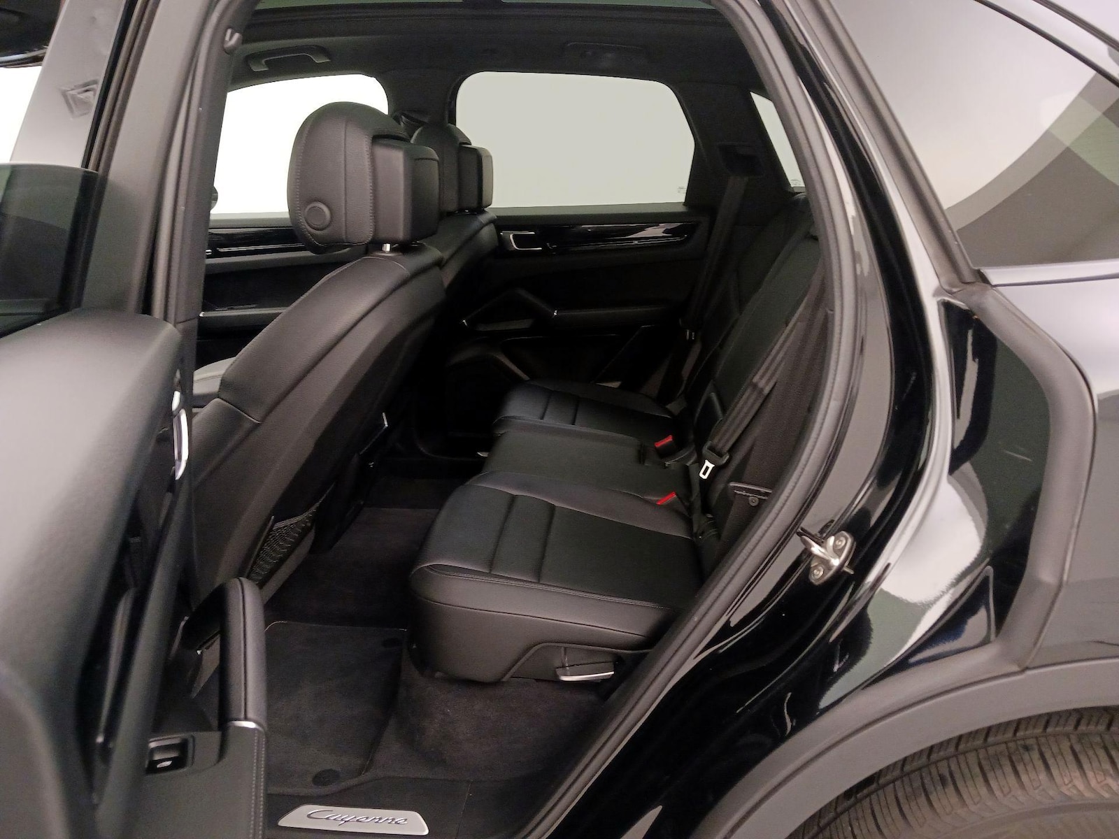 2021 Porsche Cayenne Base - Photo 21