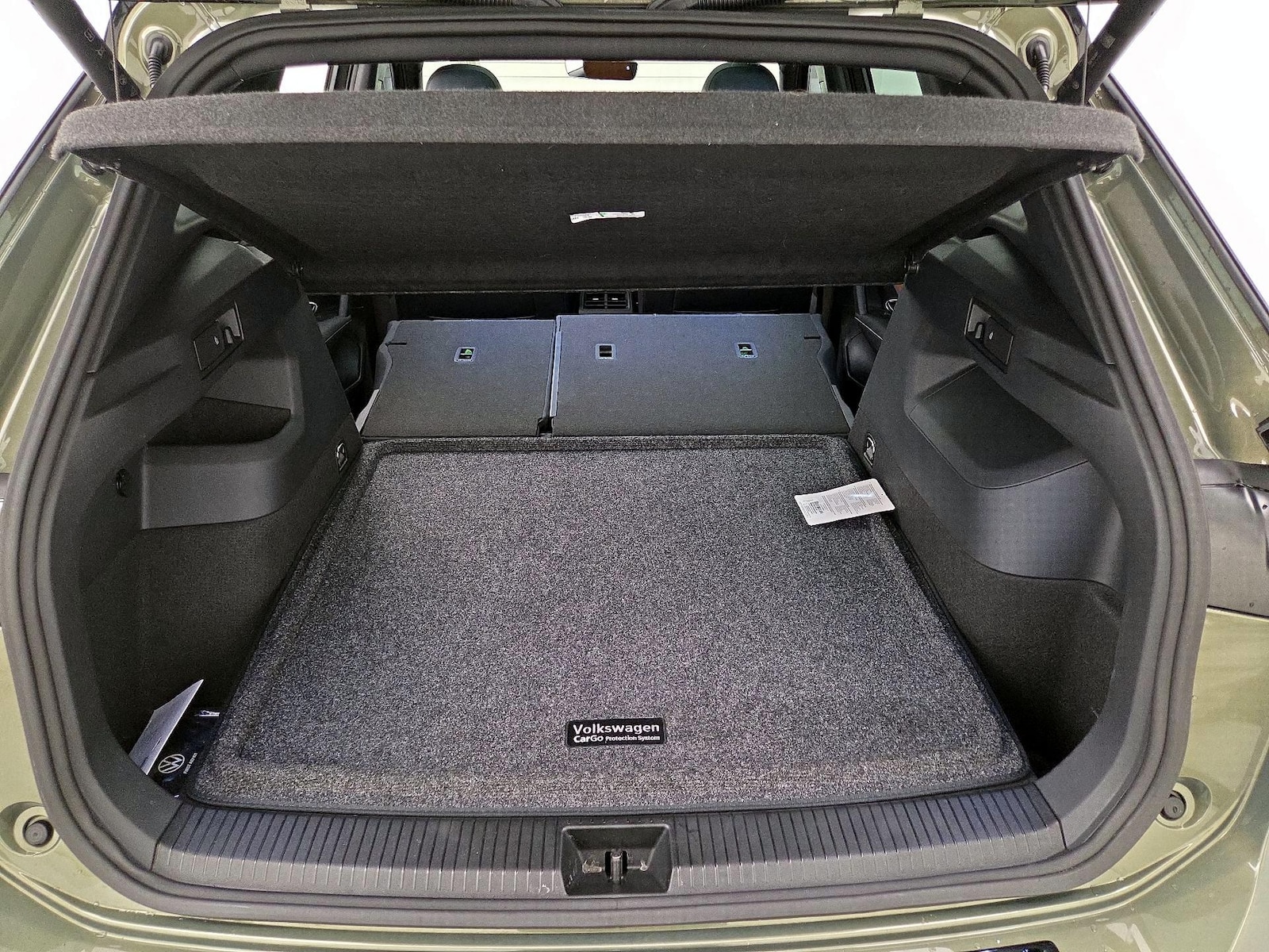 2025 Volkswagen Tiguan SEL R-LINE - Photo 24