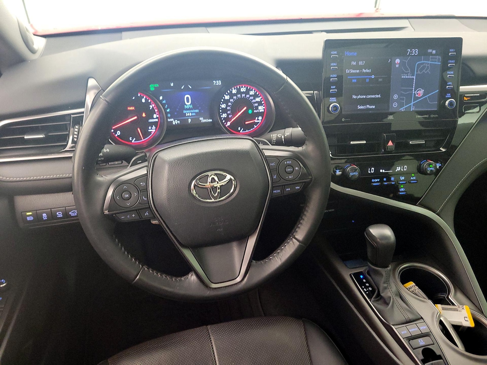 2023 Toyota Camry XSE - Photo 11