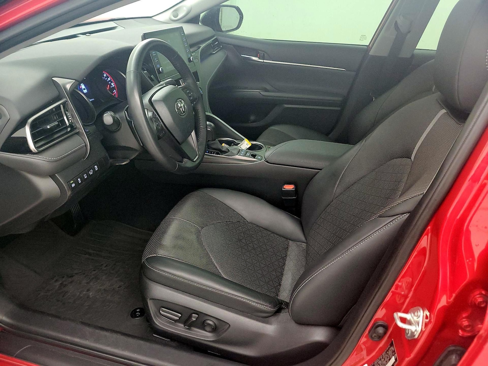 2023 Toyota Camry XSE - Photo 12