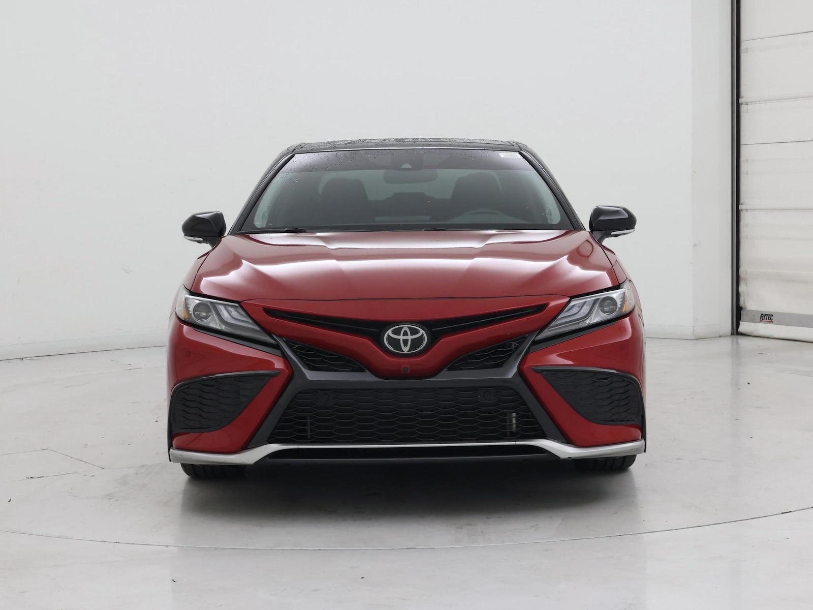 2023 Toyota Camry XSE - Photo 6