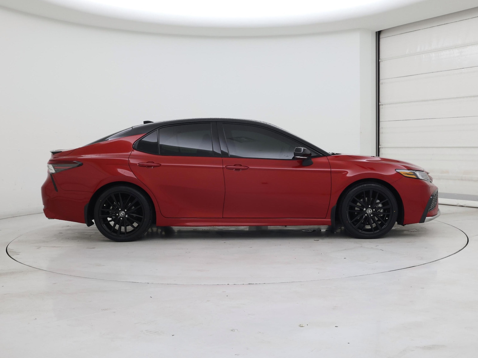 2023 Toyota Camry XSE - Photo 8