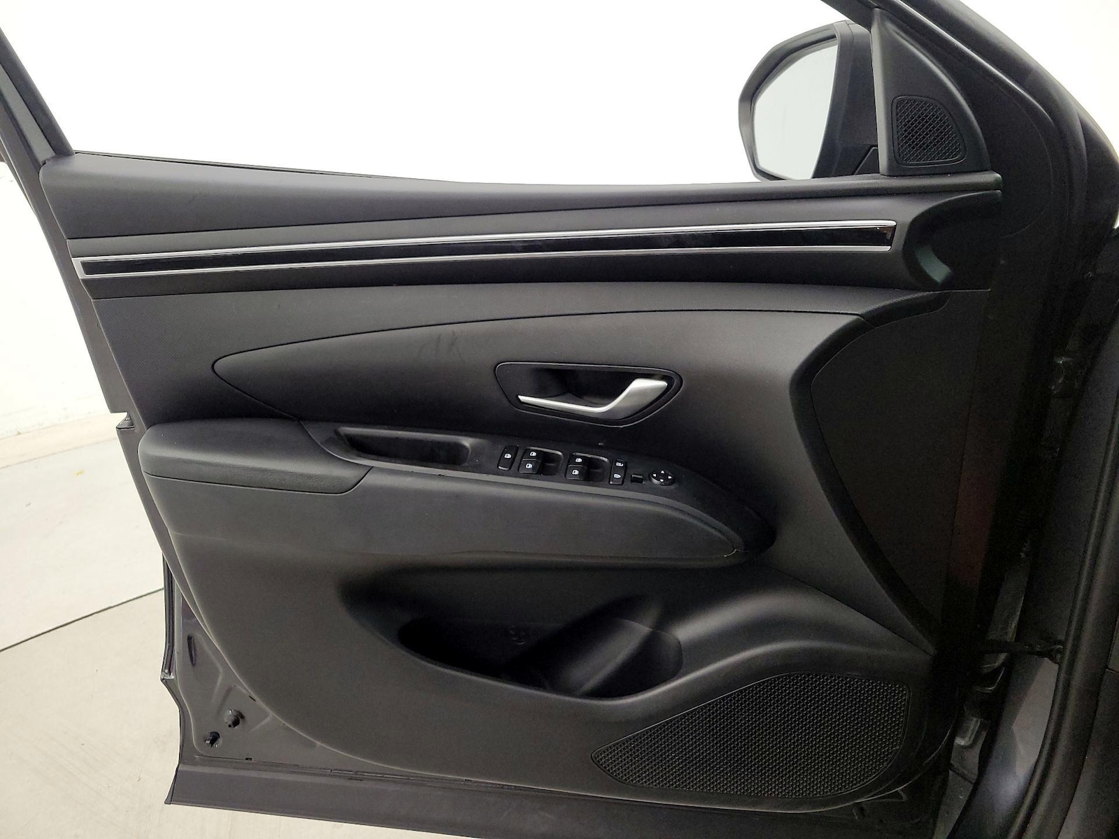 2022 Hyundai Tucson SE - Photo 13