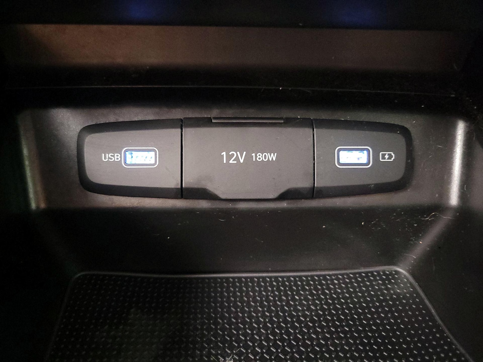 2022 Hyundai Tucson SE - Photo 19