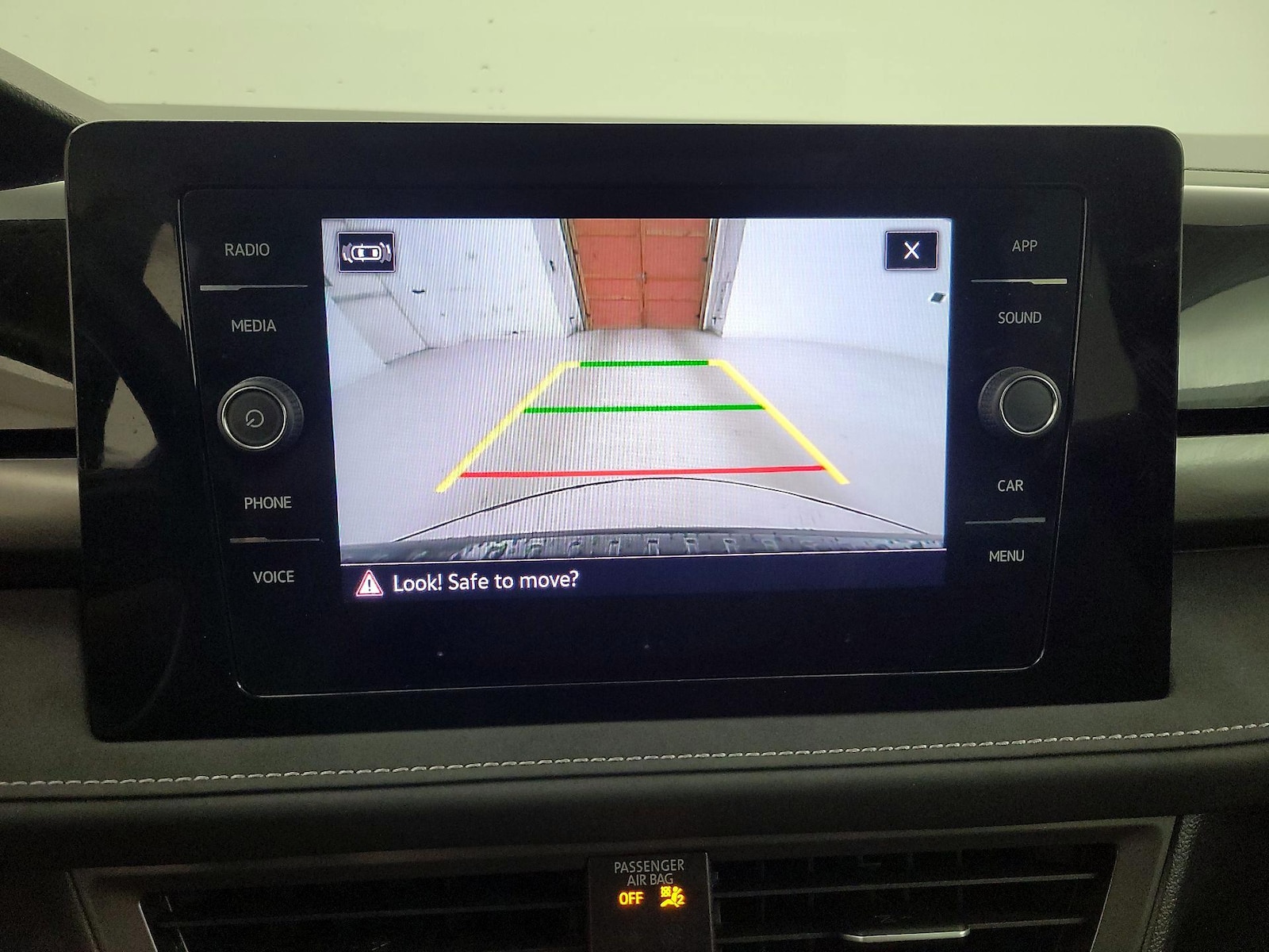 2025 Volkswagen Taos SE Black - Photo 15