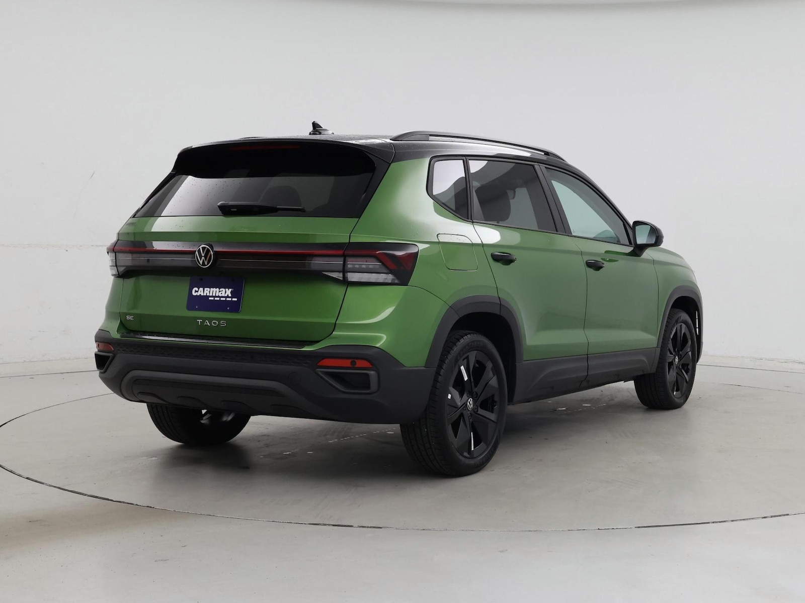 2025 Volkswagen Taos SE Black - Photo 9