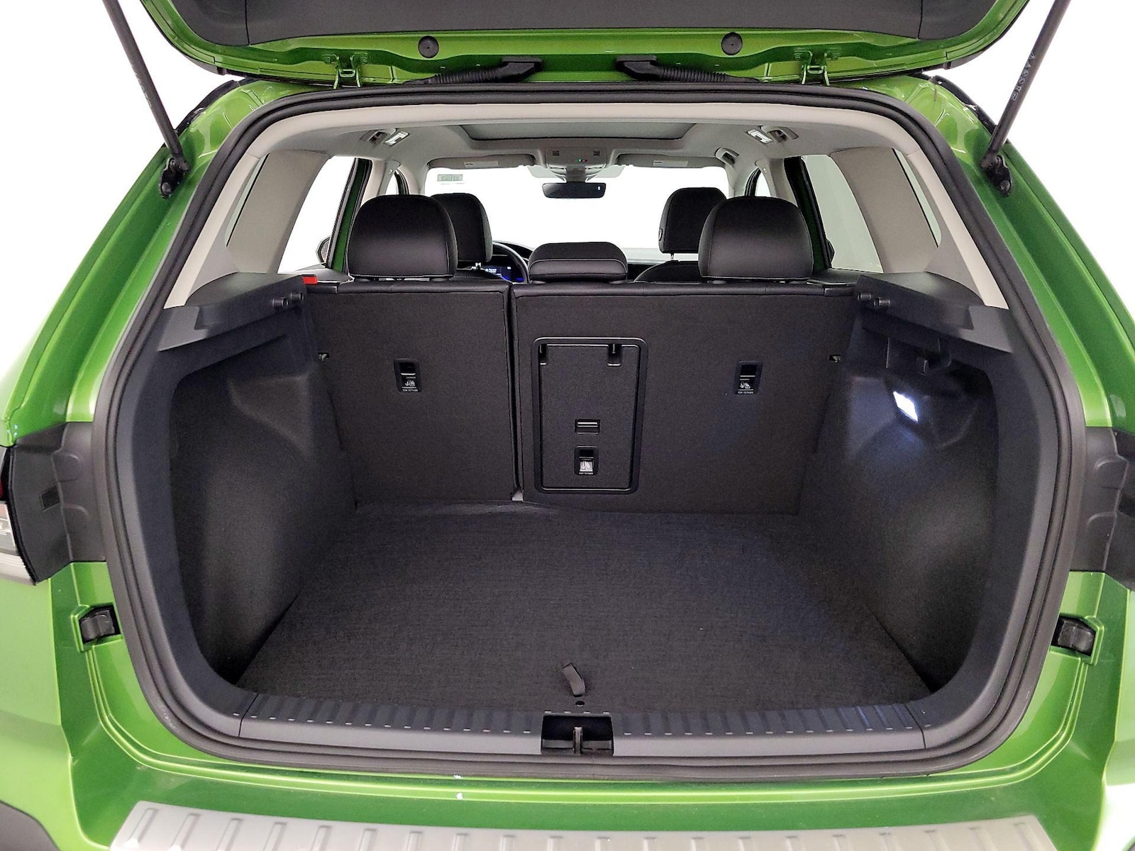 2025 Volkswagen Taos SE Black - Photo 22