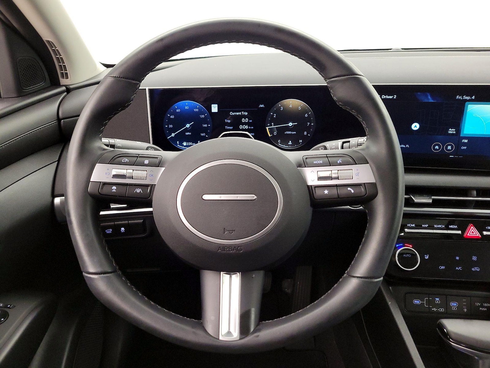2026 Hyundai Tucson SEL Premium - Photo 11