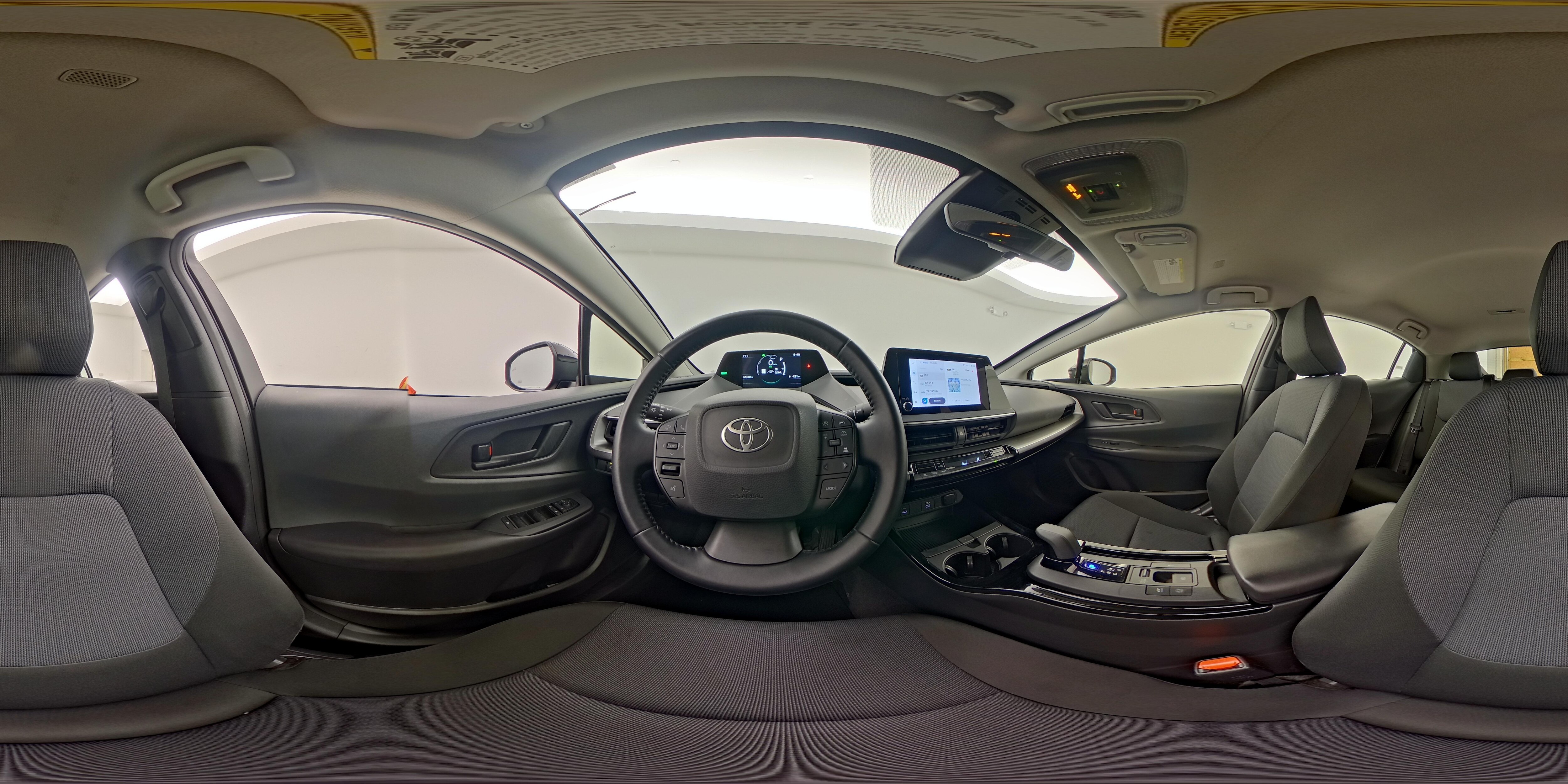 2025 Toyota Prius LE - Photo 26