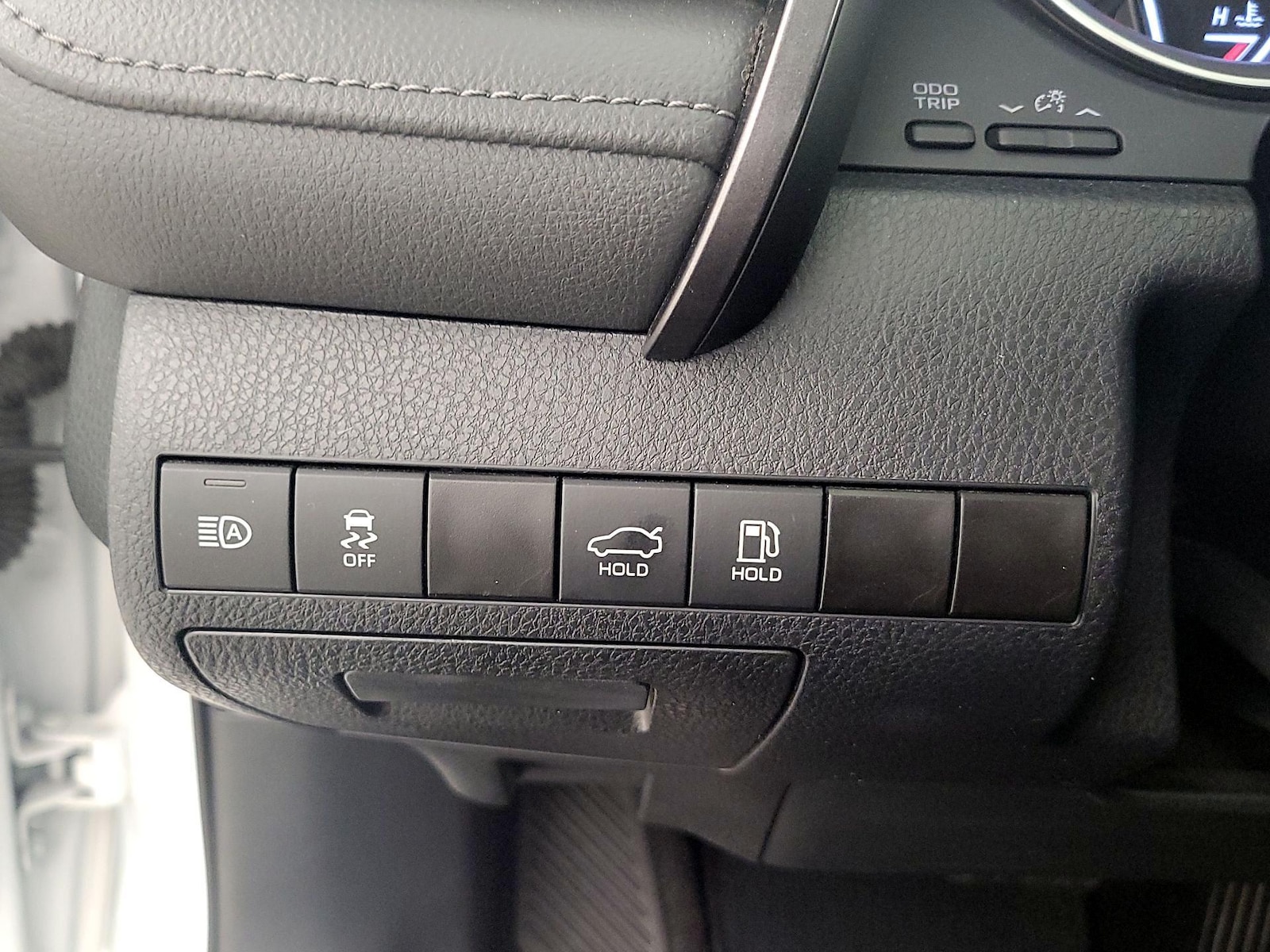 2024 Toyota Camry XLE - Photo 14