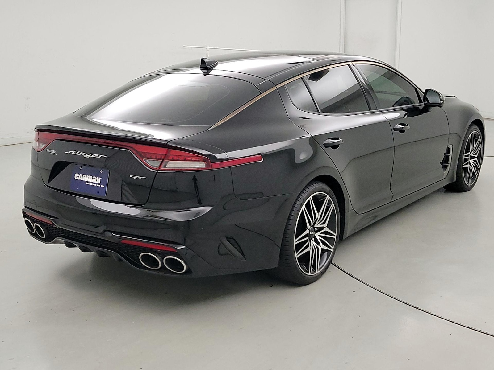 2022 Kia Stinger GT2 - Photo 6